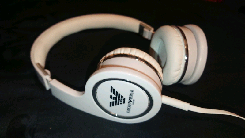 emporio armani headphones